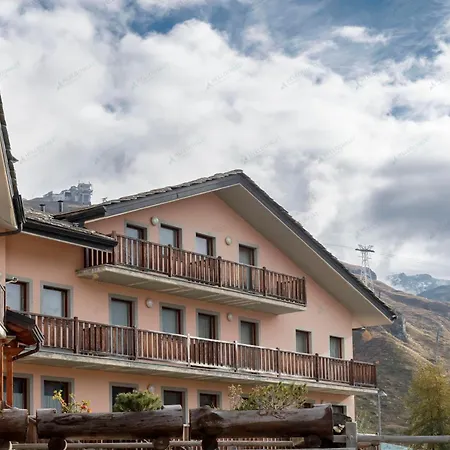 Apartment Hellochalet - Maison Skis Aux Pieds - Ski-in With Boot Warmer And Garage